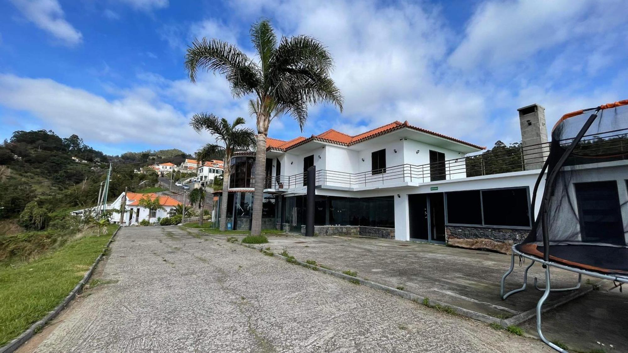 Hollywood Villa Campanário Extérieur photo