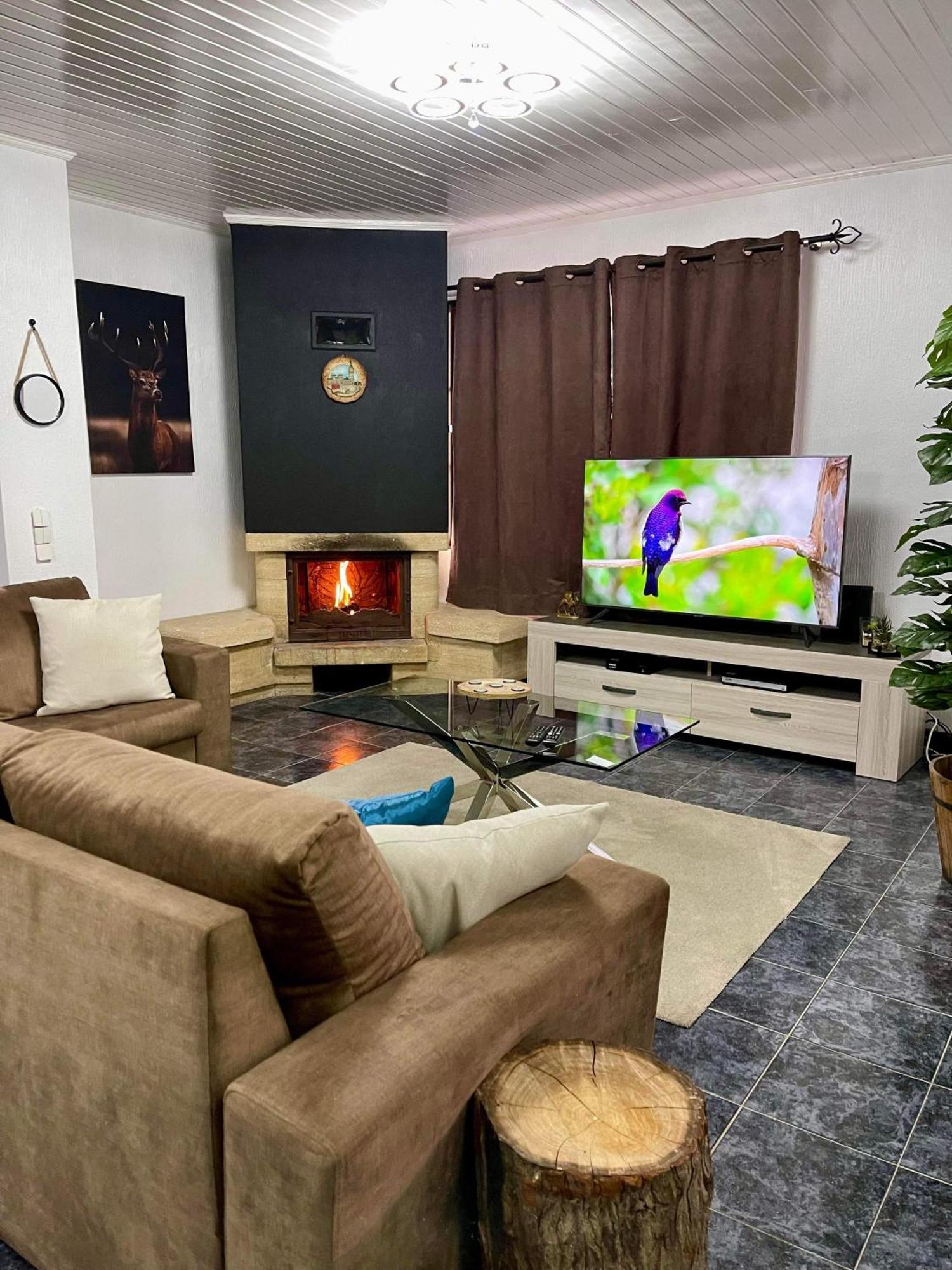 Hollywood Villa Campanário Extérieur photo